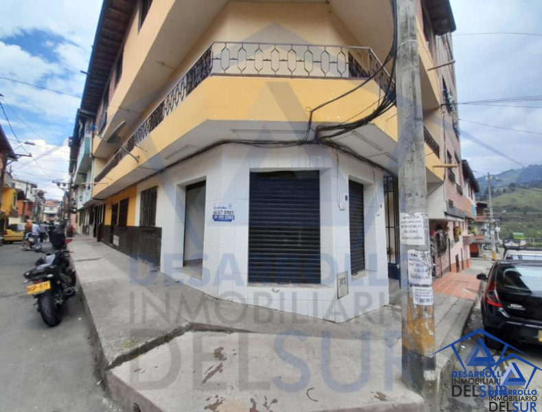 Local en Arriendo en Los Cerezos