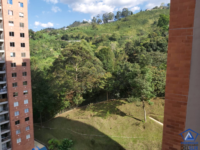 Apartamento en Arriendo en Las Lomitas