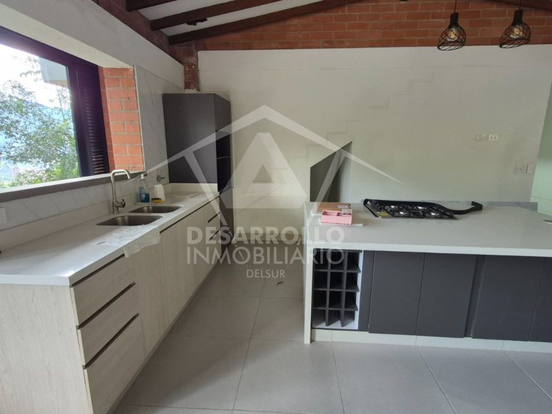 Casa en Arriendo en Las Lomitas